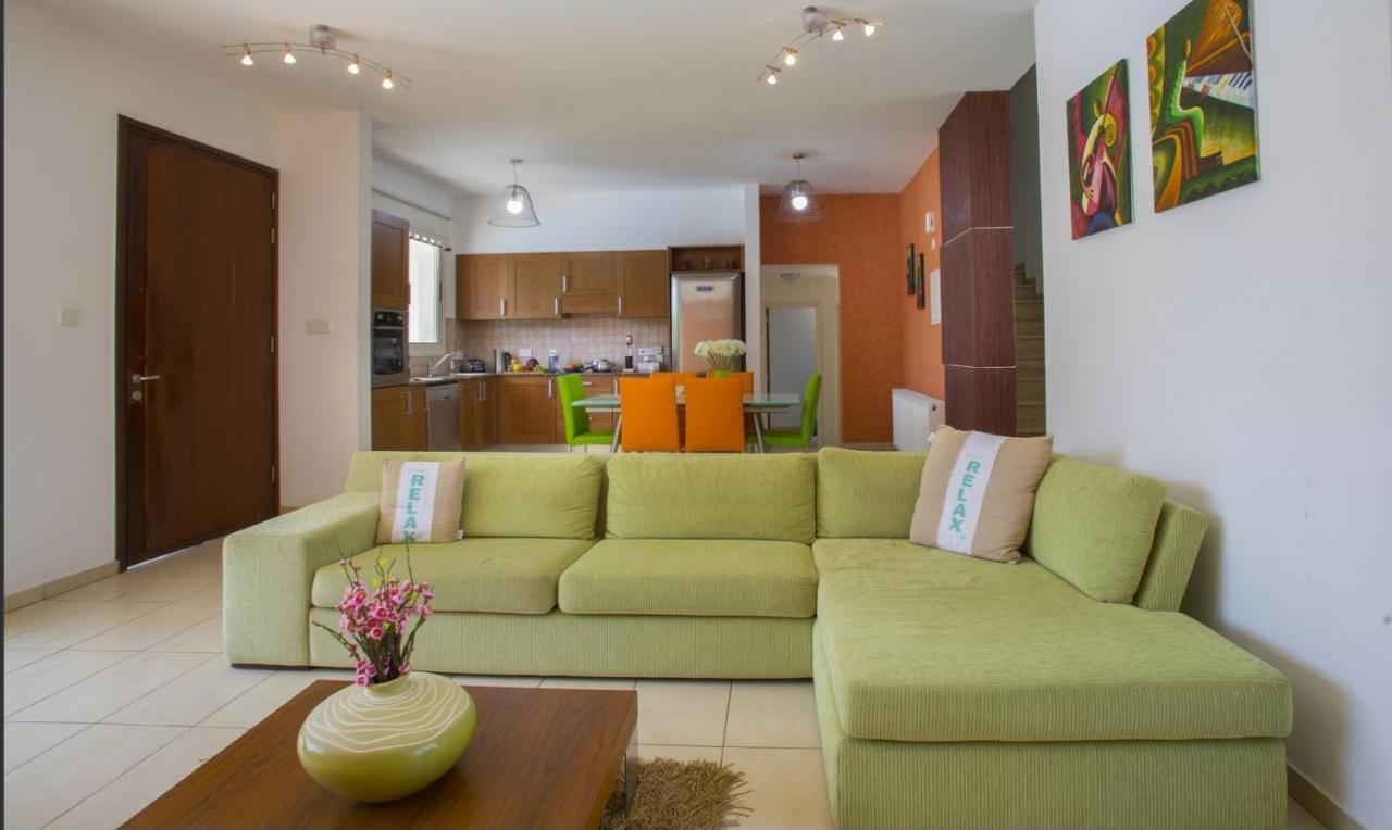 Soothing Sunset Villa With Private Pool, 200M From The Beach Перволия Екстериор снимка